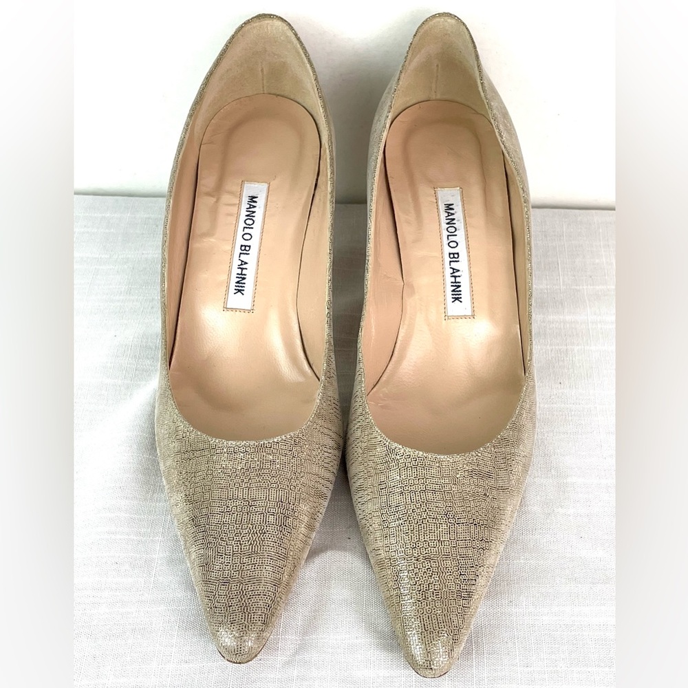 Manolo Blahnik Gold Glitter Fabric Pointy Suede Pumps Size 39 Made in Italy